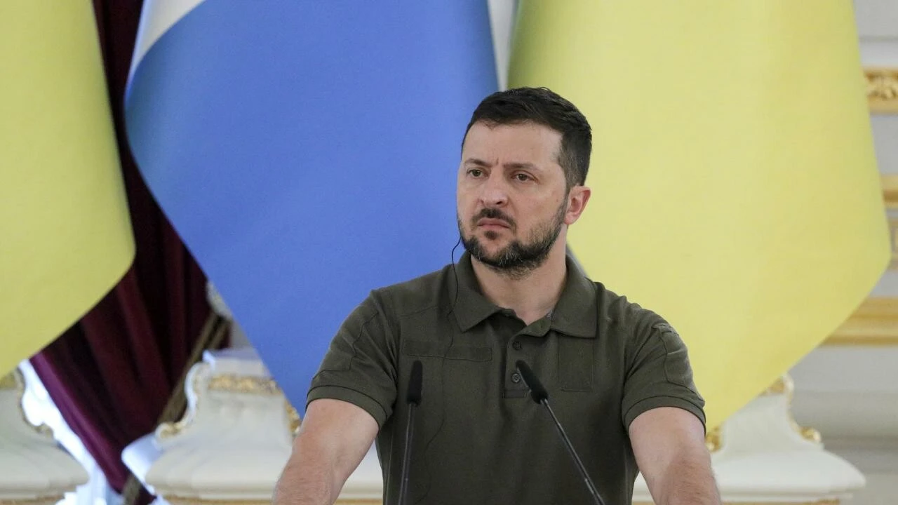 Zelenskiy'den zorunlu tahliye emri: Donetsk'i boşaltın