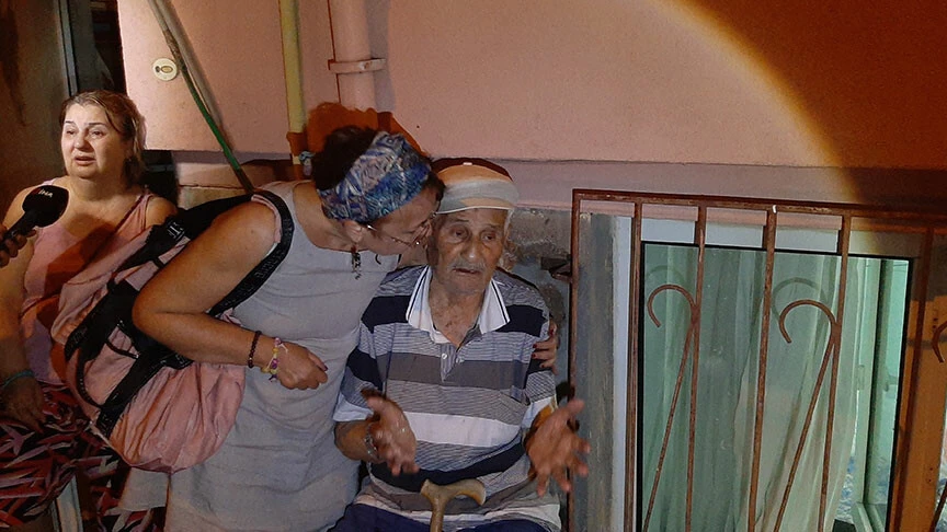 Edirne’de sağanak sele sebep oldu! Ev ve iş yerleri göle döndü