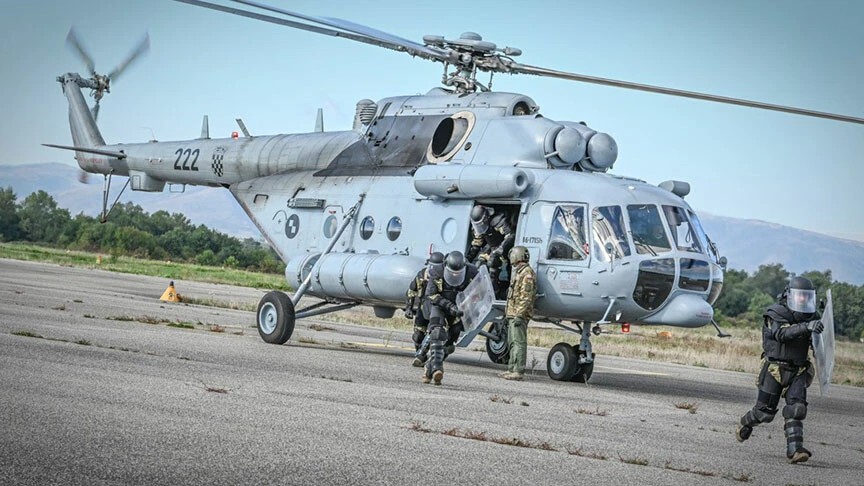 Kosova, Sırbistan ile gerileme neden olan ‘kimlik belgesi’ kararının uygulanmasını erteledi