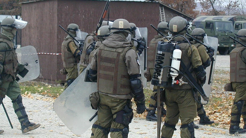 Kosova, Sırbistan ile gerileme neden olan ‘kimlik belgesi’ kararının uygulanmasını erteledi