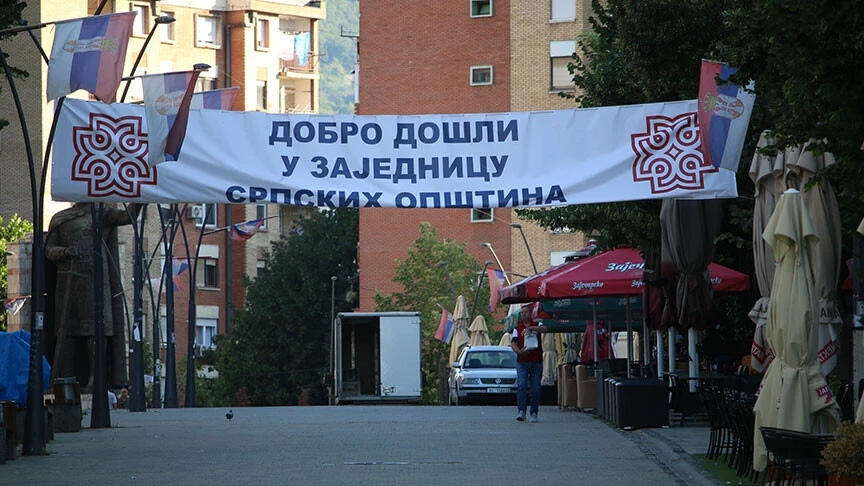 Kosova ile Sırbistan arasındaki sınırda sessizlik hakim! Gözler iki ülkeden gelecek açıklamalara çevrildi