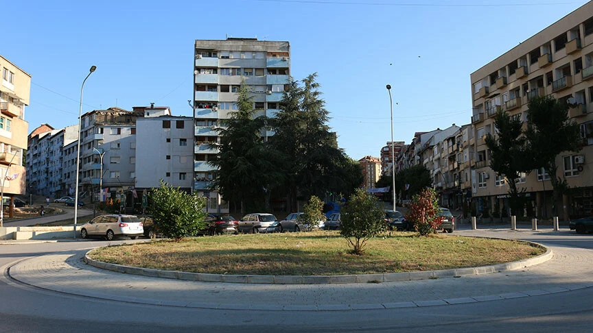 Kosova ile Sırbistan arasındaki sınırda sessizlik hakim! Gözler iki ülkeden gelecek açıklamalara çevrildi