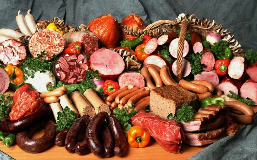 Bomba gibi tarif: Şarküteri ürünlerinden vazgeçemeyenlere en lezzetli ve doğal ev yapımı salam!