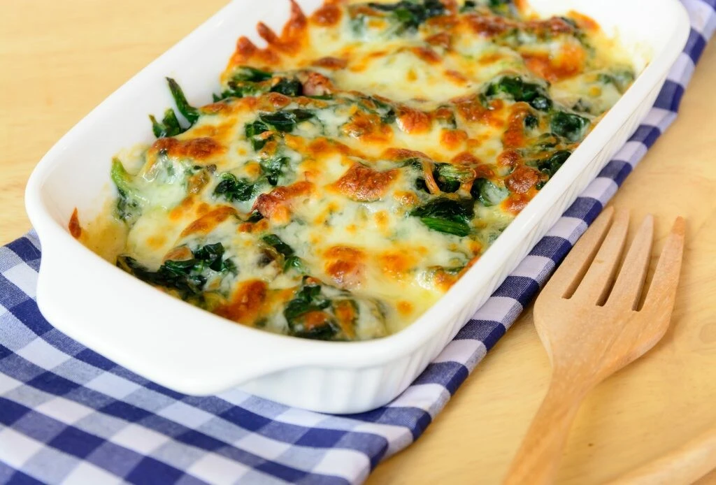 Ispanak kaç kalori? Ispanağın besin değeri nedir? Ispanağın faydaları nelerdir?