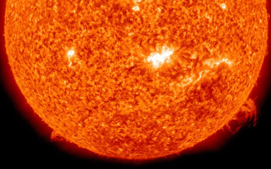 Uzmanlardan uyarı: Dünya, Güneş fırtınasıyla etkilenebilir