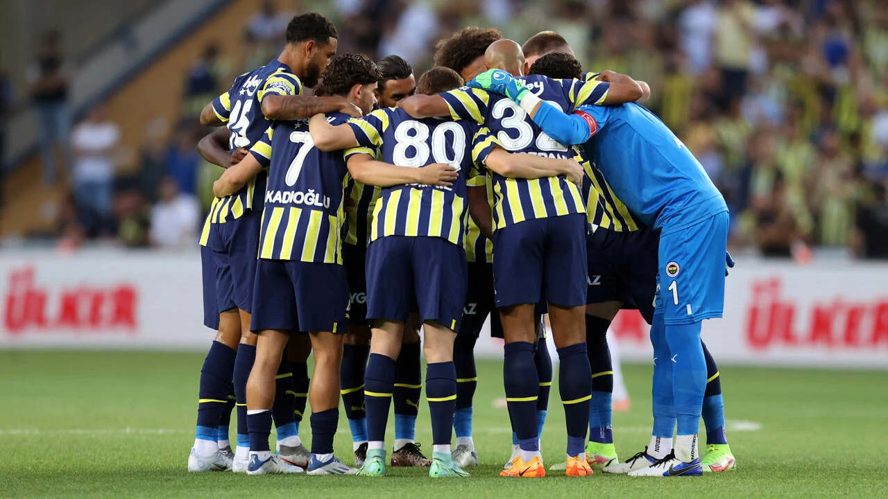Fenerbahçe şov yaptı! Maç sonucu: Fenerbahçe 3-0 Slovacko