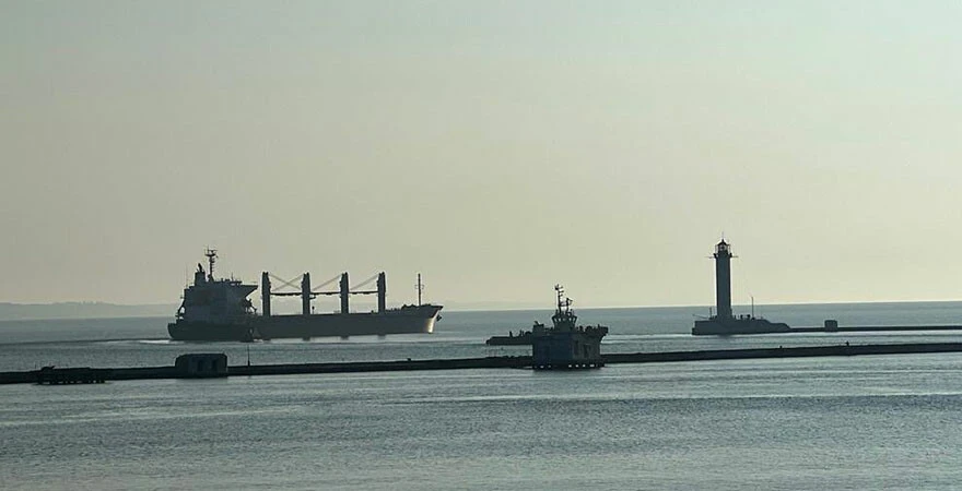 Son dakika: 58 bin ton mısır yüklü 3 tahıl gemisi Ukrayna limanından hareket etti