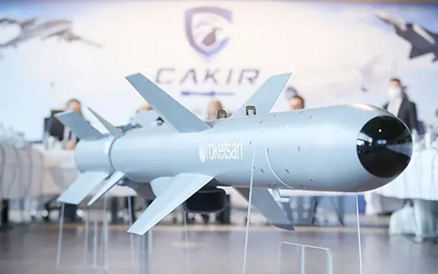 Roketsan, Türkiye'nin yerli füzesi ''Çakır'' için tarih verdi