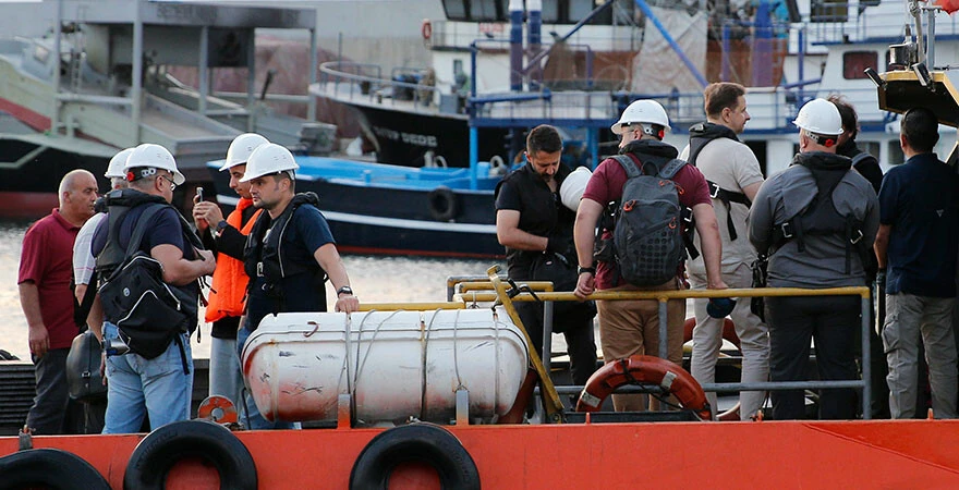 Ukrayna’ya giderek tahıl alacak olan 'Fulmar S' isimli gemide denetim bitti!