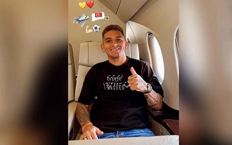 Galatasaray iki transferi resmen açıkladı