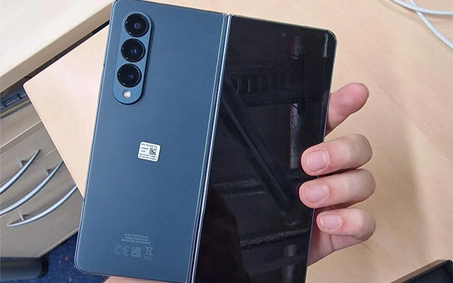Katlanabilir ekranlı Galaxy Z Fold 4 ve Flip 4'ün canlı görüntüleri sızdı: Lansman öncesi önemli detaylar açığa çıktı!