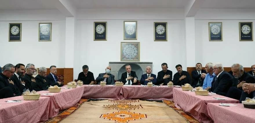 Son dakika! Cumhurbaşkanı Erdoğan'dan Cemevine tarihi ziyaret