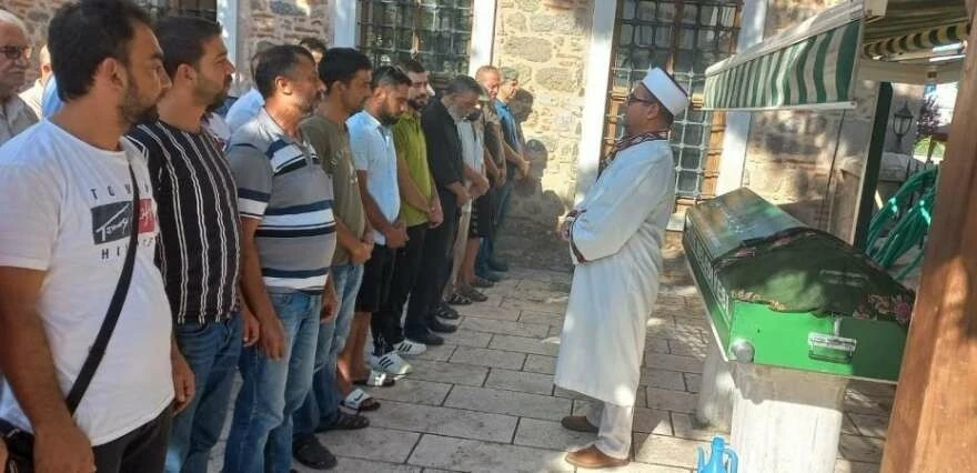Eşini öldüren katilden kan donduran paylaşım! Genç kadın toprağa verildi