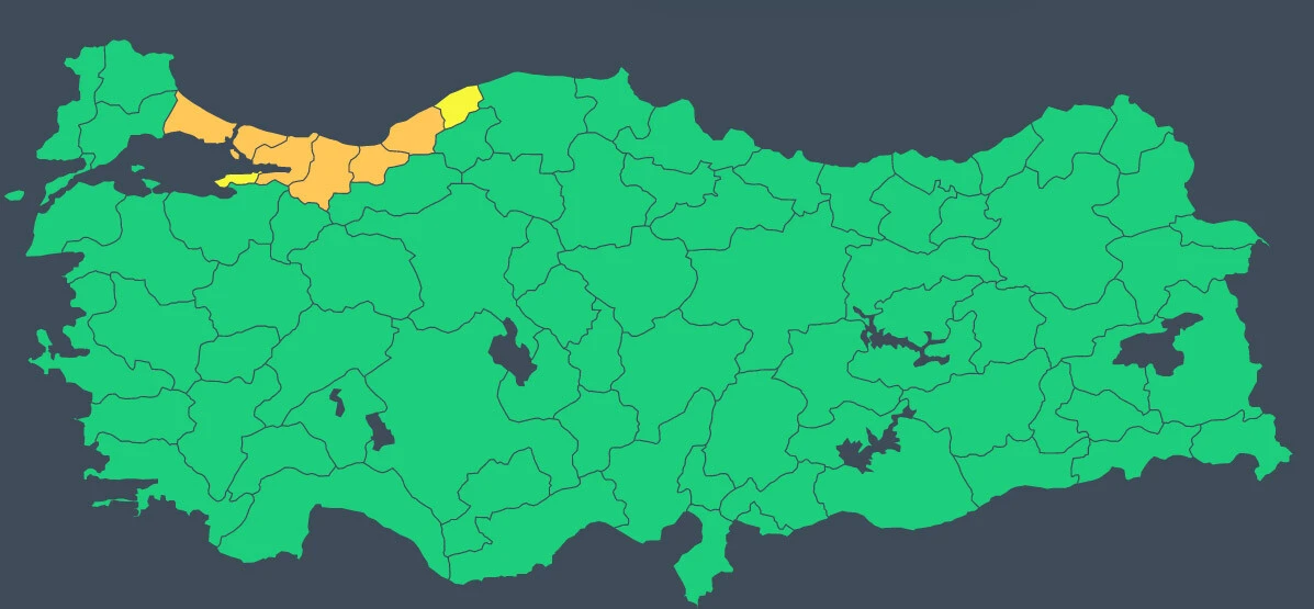 İstanbul'da sağanak alarmı! Valilik ve AKOM peş peşe uyardı: Su baskınlarına dikkat
