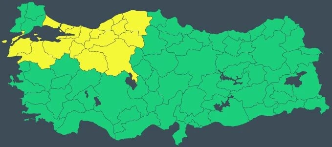 Sıcaklara kısa bir ara! Meteoroloji'den 17 ile sarı kodlu uyarı: Sel, su baskını, dolu, hortum...