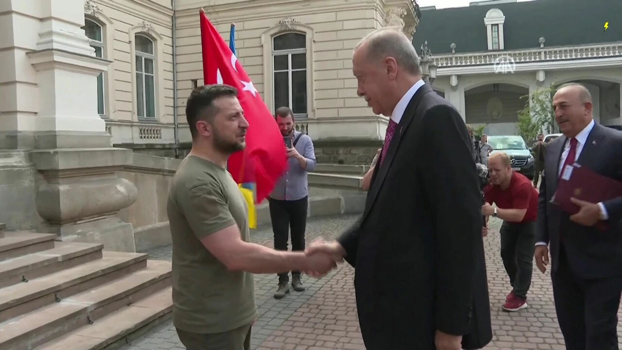Son dakika! Ukrayna'daki kritik zirve sonrası ilk açıklama: Erdoğan'ın ziyareti  'güçlü bir destek mesajı'
