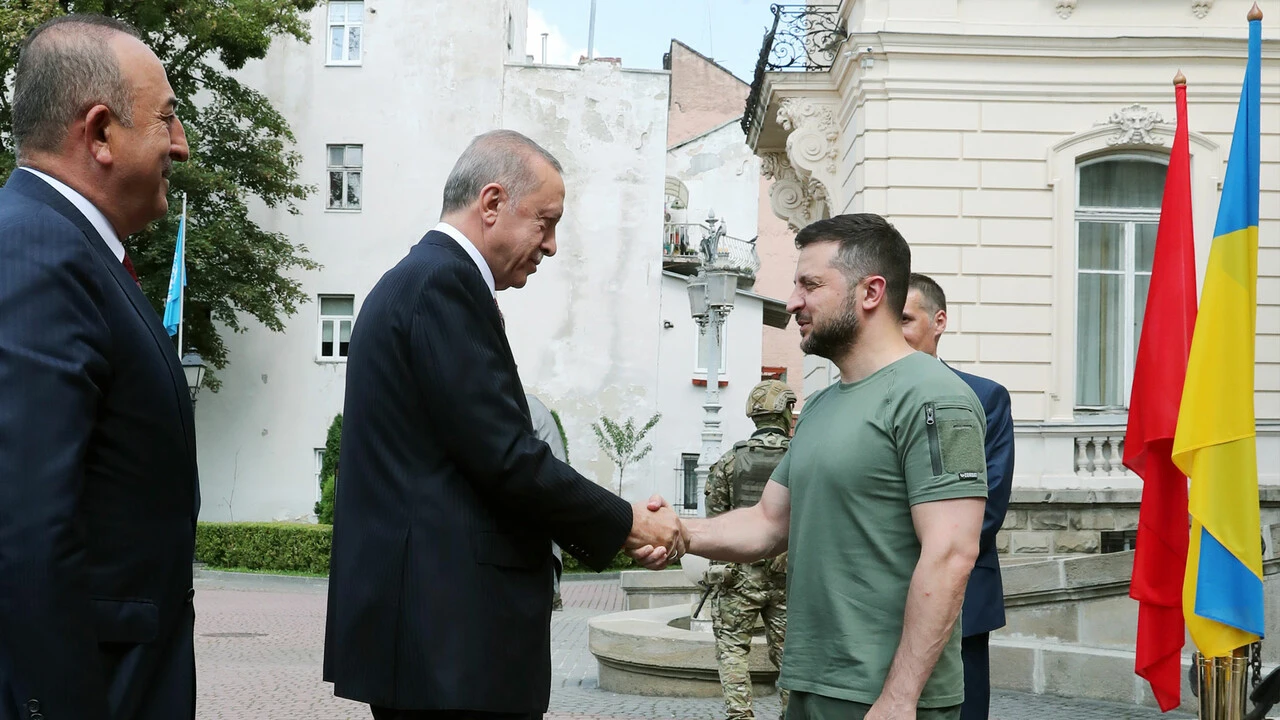 Cumhurbaşkanı Erdoğan'ın Ukrayna ziyareti dünya basınında: Barış Erdoğan'ın varlığına bağlı