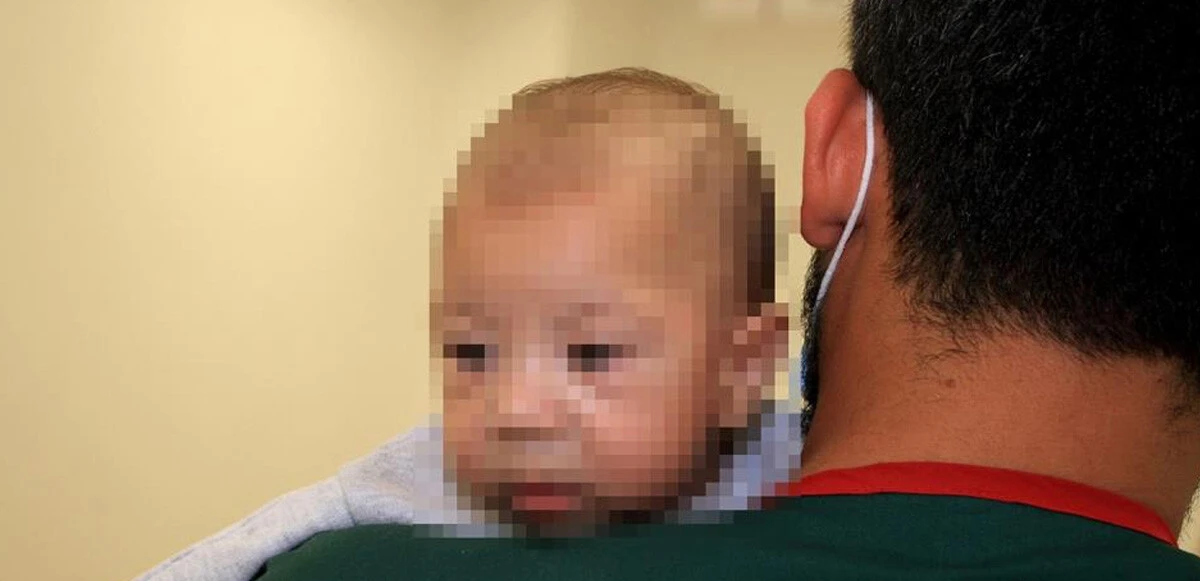 Böyle vicdansızlık görülmedi! Eşini bıçaklayıp bebeği kaçırdı, çok ağlayınca bırakıp kaçtı