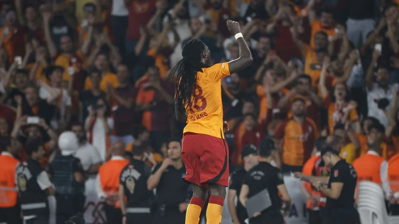 Bafetimbi Gomis Avrupa'ya damga vurdu!