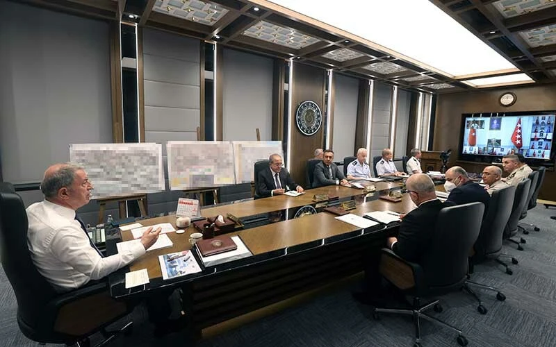 PKK'ya ağır darbe! Bakan Akar yıl başından beri öldürülen terörist sayısını açıkladı