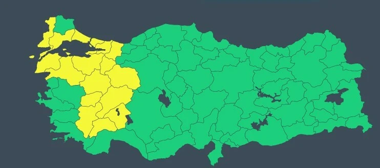 Son dakika! Meteoroloji 17 ili saat vererek 'sarı kodla' uyardı: Yarına dikkat! Sağanak gök gürültülü geliyor