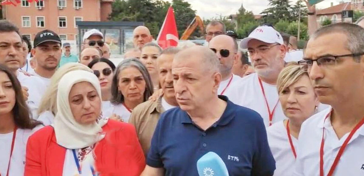 Ümit Özdağ'dan camide provokasyon dışarıda FETÖ yalanı!  İçişleri Bakan Yardımcısı Çataklı'dan sert tepki