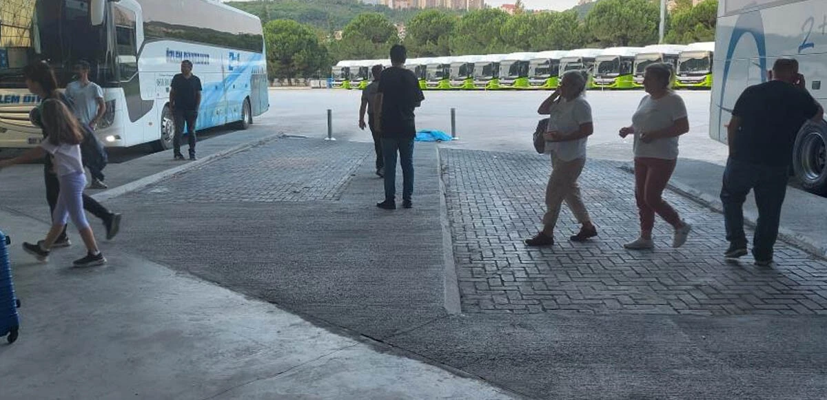 Böyle vicdansızlık görülmedi! Otobüs bagajına koyulan köpek can çekişerek öldü