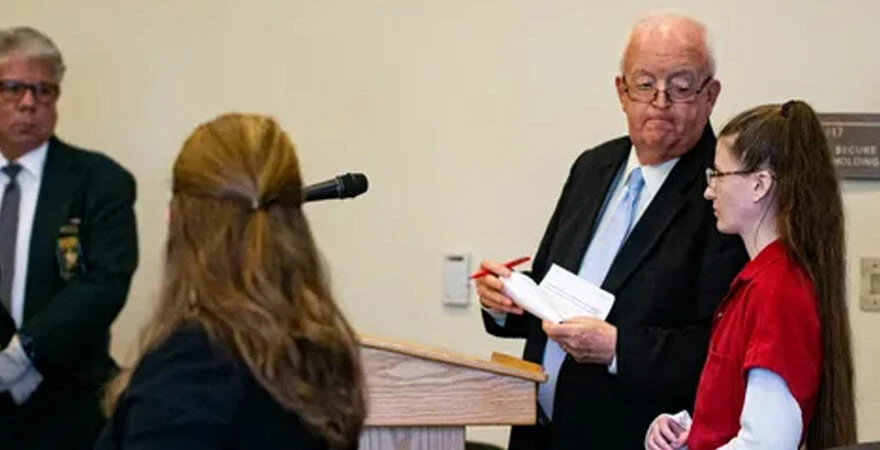 Oğlunu ‘yetersiz beslemekle’ suçlanan vegan anneye ömür boyu hapis!