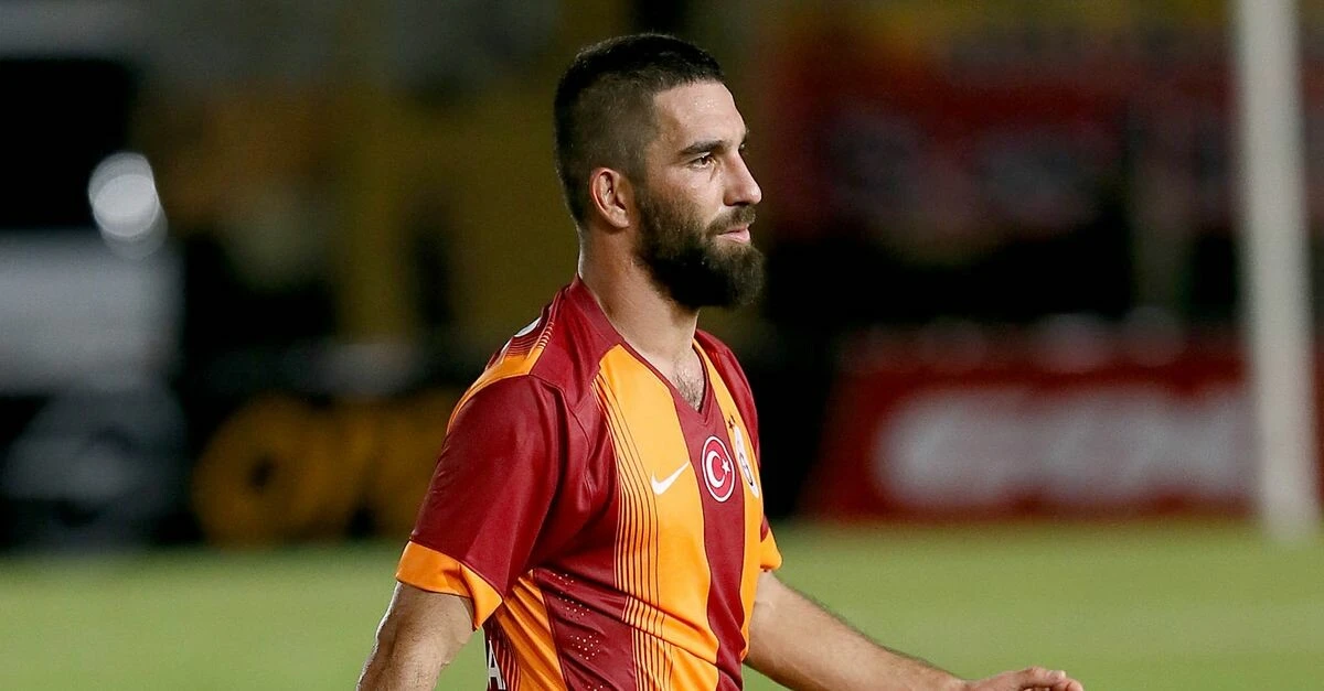 Arda Turan futbolu bırakıyor: Özel bir kliple veda edecek
