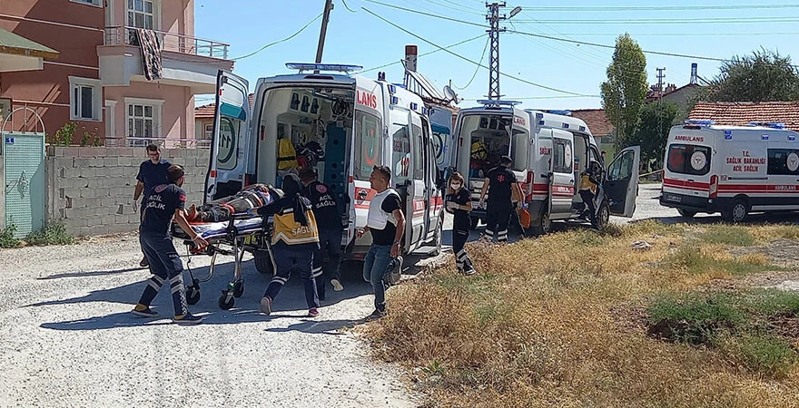 Konya’da komşular arasında saman tozu kavgasında kan aktı