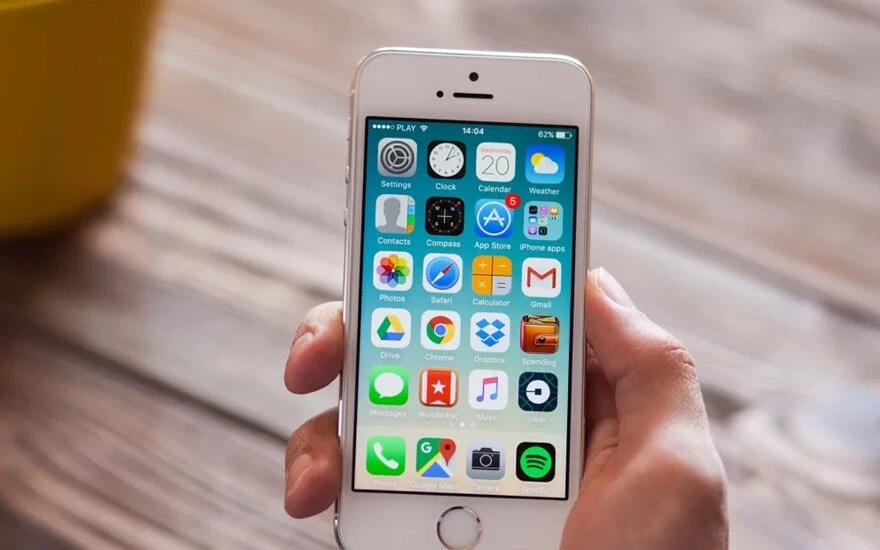 Apple, eski iPhone'lar için kritik bir güncelleme yayınladı: Acil olarak indirin!