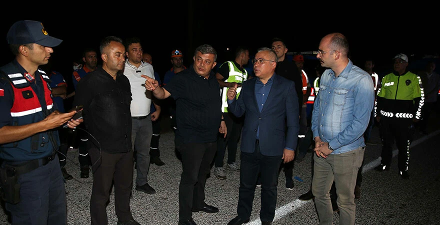 Son dakika: Sivas Kangal'da düğün dönüşü feci kaza! Ölü ve yaralılar var