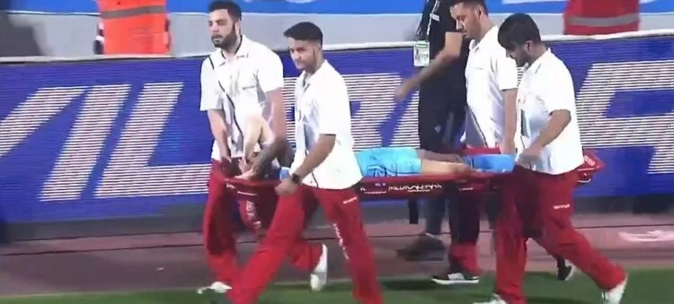 Trabzonspor'da sakatlık şoku: Sedyeyle kenara geldi!