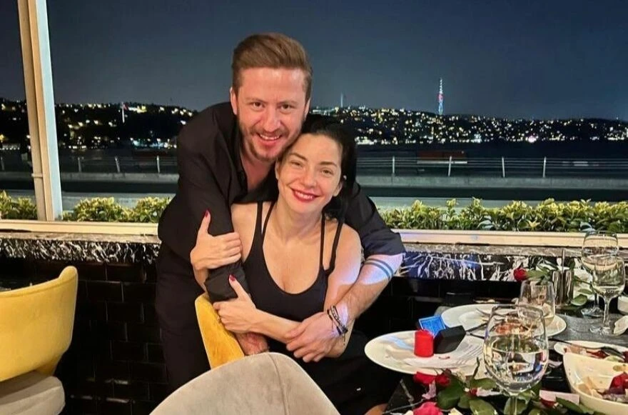 Merve Boluğur evleniyor! Müzisyen Mert Aydın'a "evet" dedi