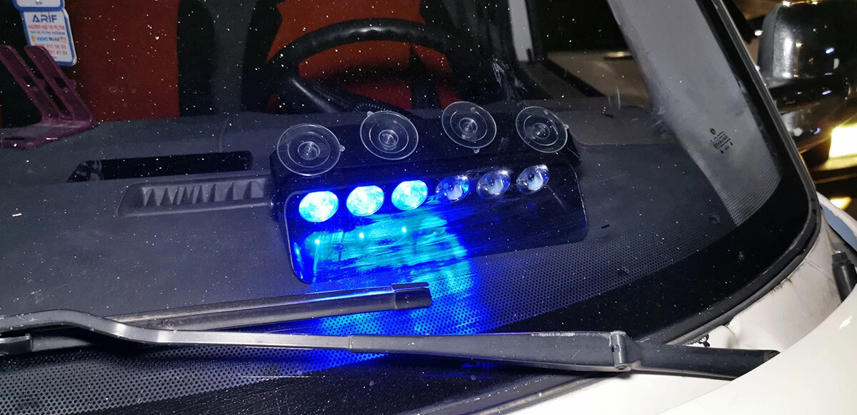 Çakarlı araçla yakalandı, 'Abartıyorsunuz, vatan haini miyim?' diye kendini savundu