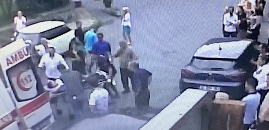 Burak Arat cinayetinin görüntüleri çıktı! Husumetlisi tarafından sokak ortasında vuruldu