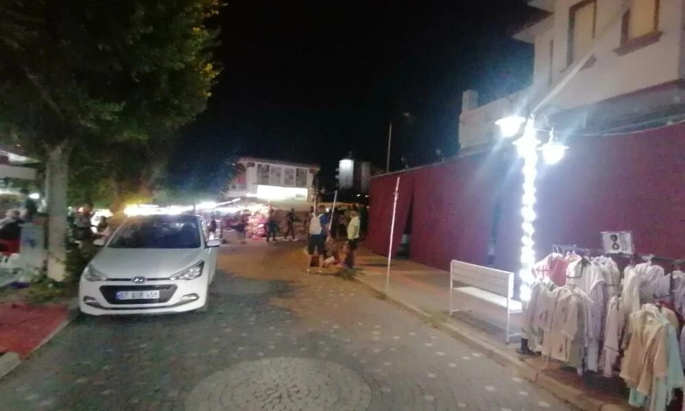 Dükkanının karşısına dükkan açan arkadaşını tenhaya götürüp öldürdü