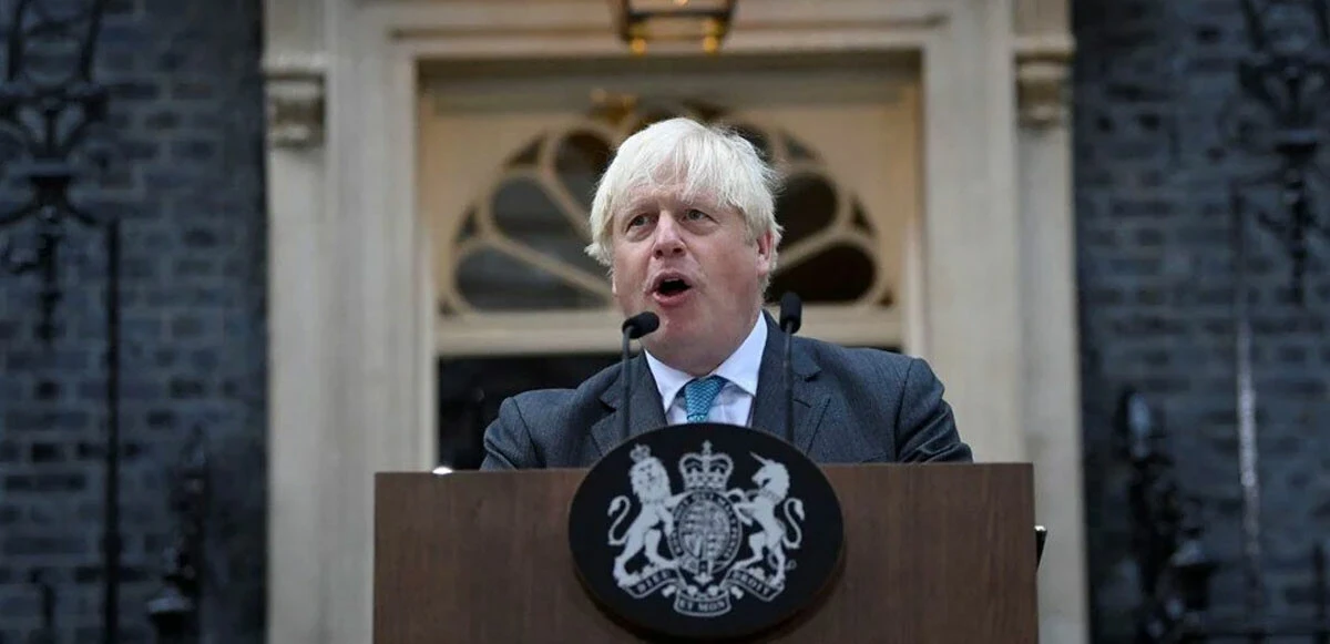 Boris Johnson son kez 10 Numara önünde başbakan olarak halka seslendi! Liz Truss'ı destekledi