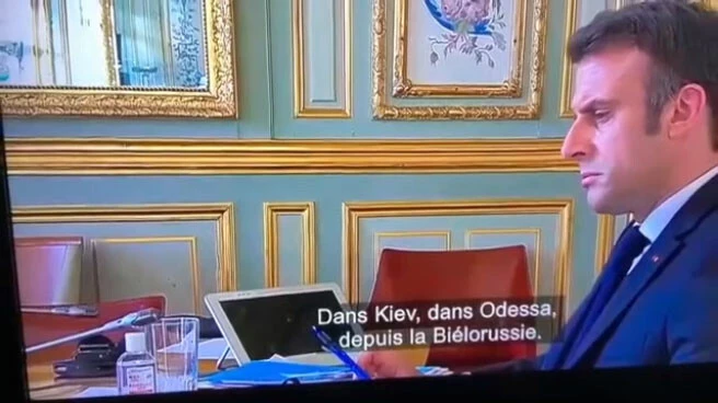 Macron'un Ukrayna'nın işgalini öğrendiği ilk anlar! Endişeli hali aylar sonra yayımlandı