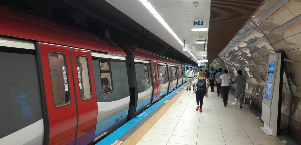 İstanbul trafiğe ve toplu ulaşıma 'okul' ayarı: 8 saat ücretsiz olacak