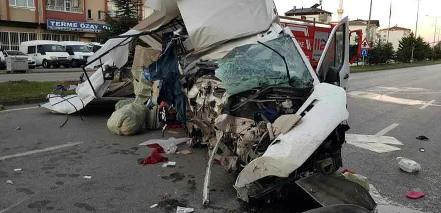 Feci kaza! 1 ay sonra baba olacaktı: Elektrik direğine çarparak hayatını kaybetti