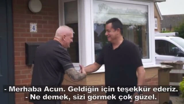 Twitter'da gördü duygulandı! Evine Türk bayrağı asan Hull City taraftarına Acun Ilıcalı'dan sürpriz