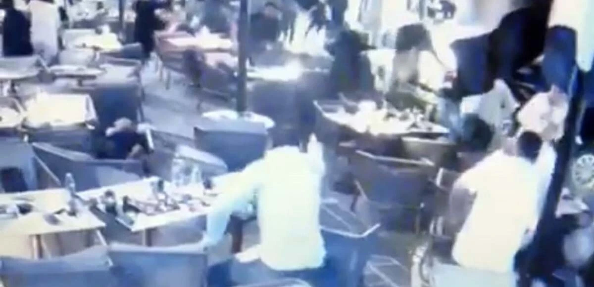 AVM'deki çatışmanın yeni detaylar ortaya çıktı: Yan yana oturdular, silahlar çekildi