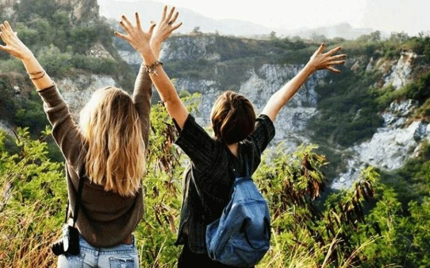 Avrupa Birliği’nden 35 bin gence ücretsiz Avrupa seyahati: İşte Türkiye’nin de içinde olduğu seyahat başvurusu ve detaylar