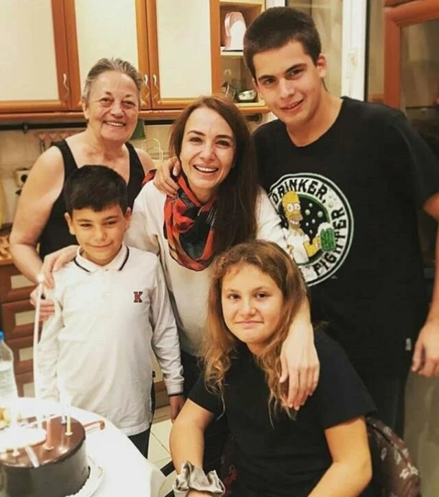 Çocuklarına şiddet uygulayan Reha Muhtar'a uzaklaştırma kararı! Eski eşi Deniz Uğur her şeyi ortaya çıkardı