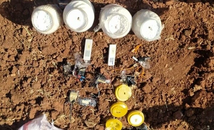 Teröristler Afrin'i kana bulayacaktı! Bakan Soylu duyurdu: 12 kilogram patlayıcı ele geçirildi