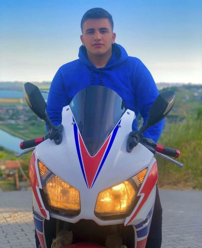 Daha 19 yaşındaydı! Motor sevdası hayattan kopardı