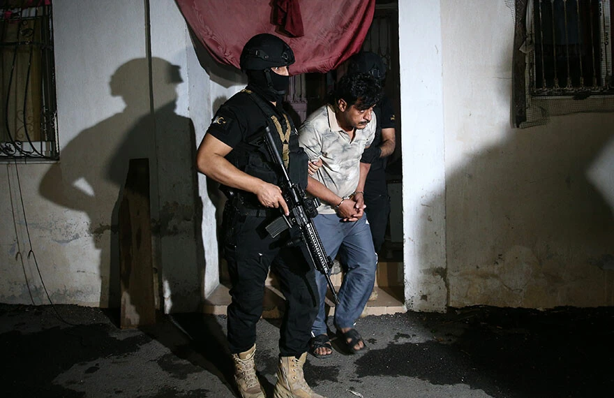 Adana’da DEAŞ operasyonu! 7 şüpheli hakkında gözaltı kararı