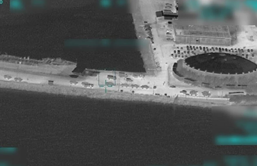 Türk İHA'sı görüntüledi! Yunanistan’dan Ege’de büyük tahrik: Atina yönetimi adalara ABD'nin hibe ettiği zırhlı araçları sevk etti