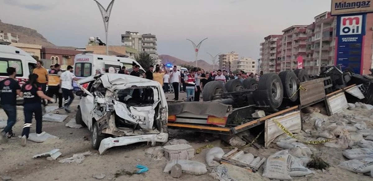 Facianın nedeni ihmaller zinciri! Mardin'de 20 kişinin öldüğü tır kazasına ilişkin bilirkişi raporu tamamlandı